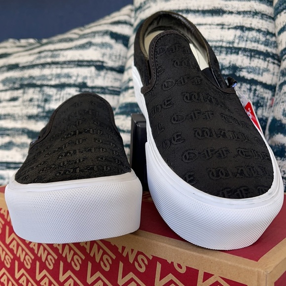 Vans Classic Slip-On Platforms Deboss Otw Black/Black WMNS - Picture 8 of 16